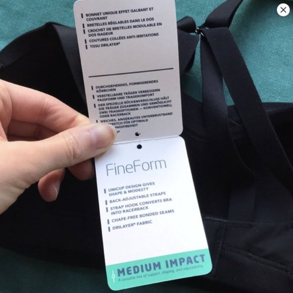 NWT 30A/B Brooks FineForm Sports Bra in Black - Picture 11 of 14